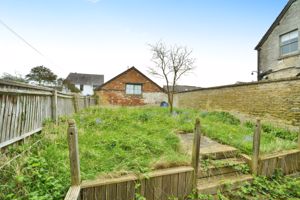 Rear garden- click for photo gallery